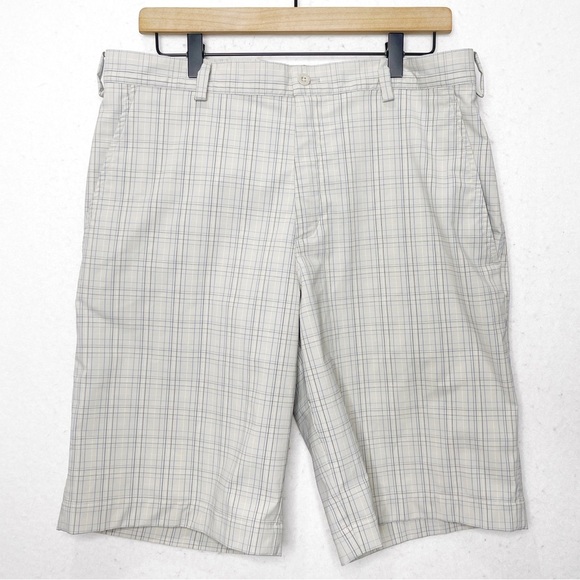 Nike Golf DRI-FIT Men's Plaid Shorts 34 Gray Plaid - Picture 1 of 9